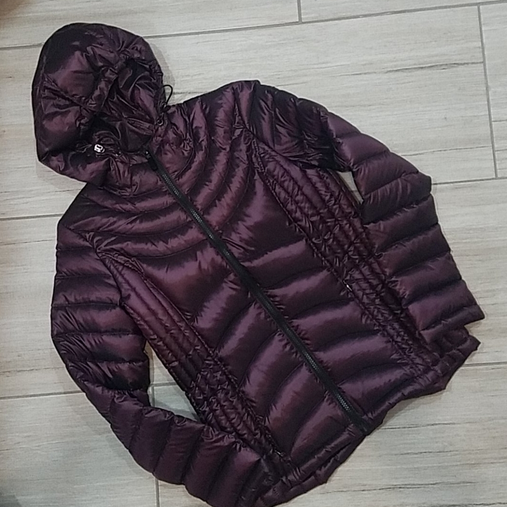 SOLD! Sleek Down Puffer Jacket in Aubergine - Picture 6 of 6